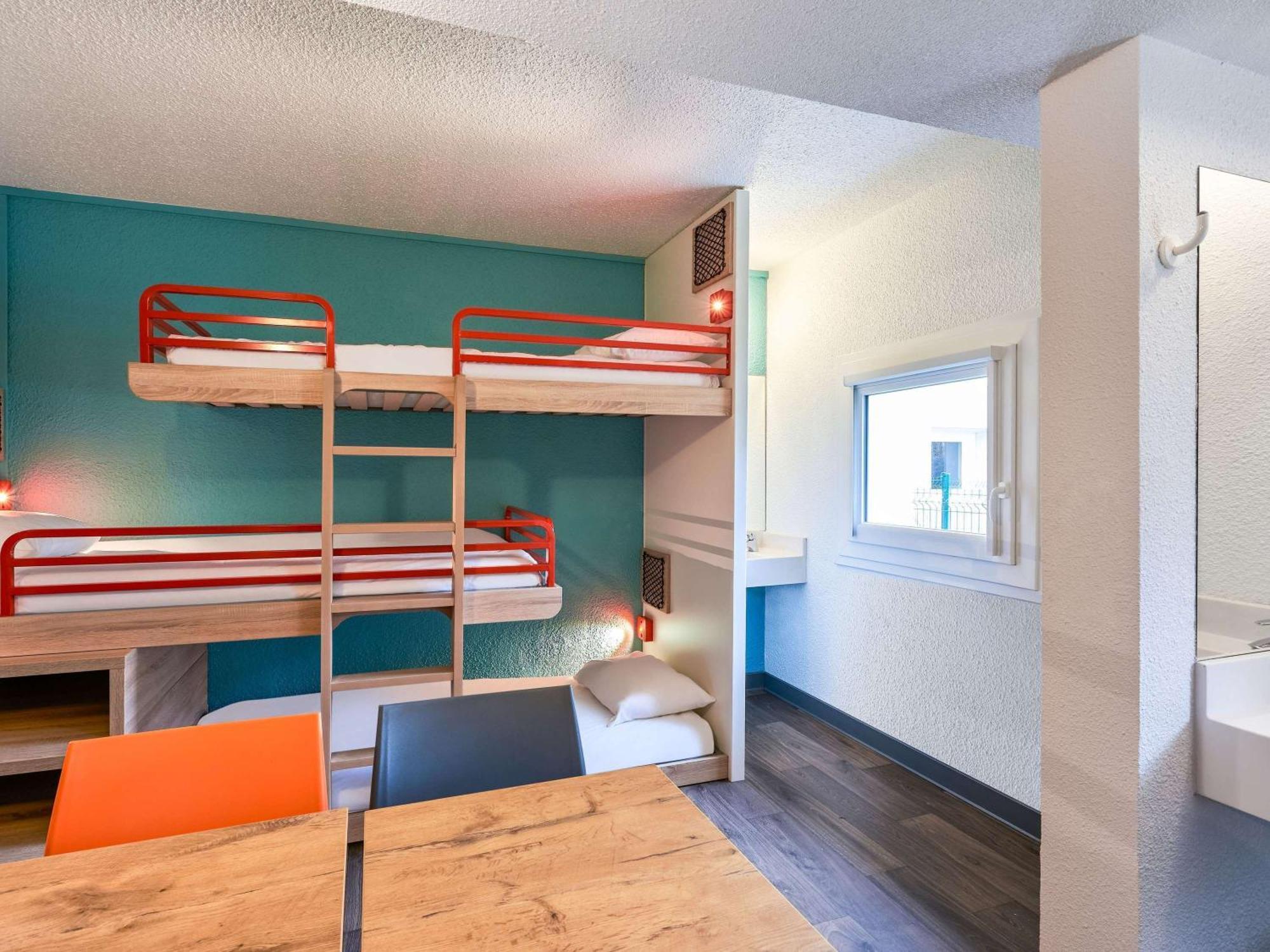Hotelf1 Clermont Ferrand Est Экстерьер фото